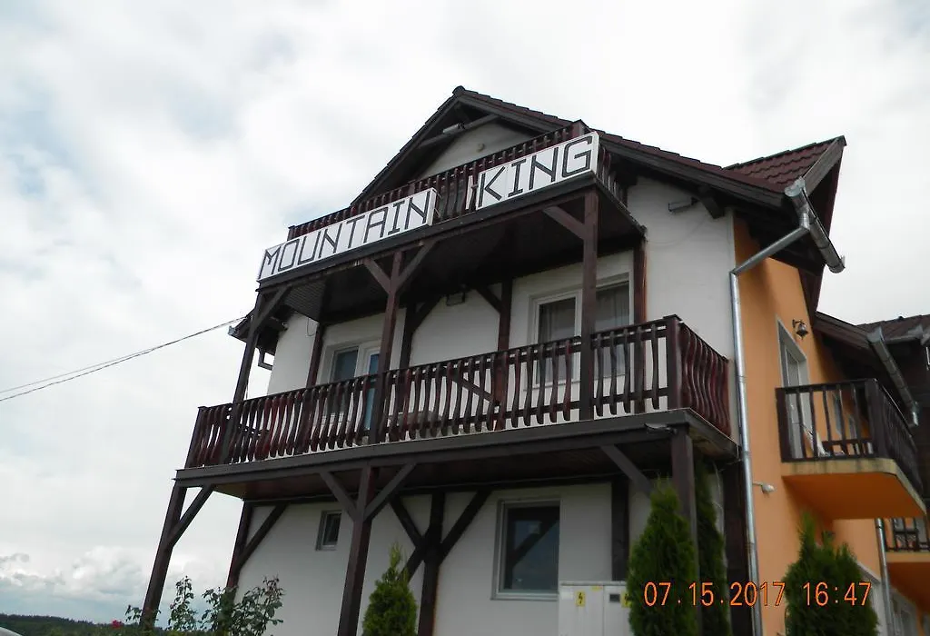 Pensiunea Mountain King-1