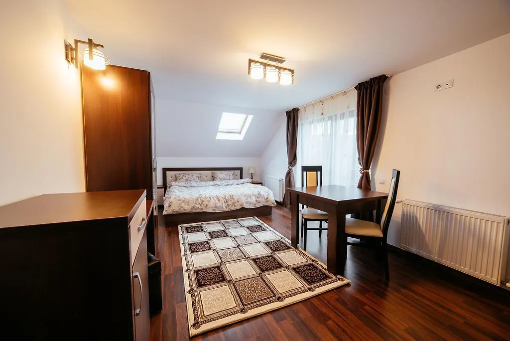 Serban Cottage-1