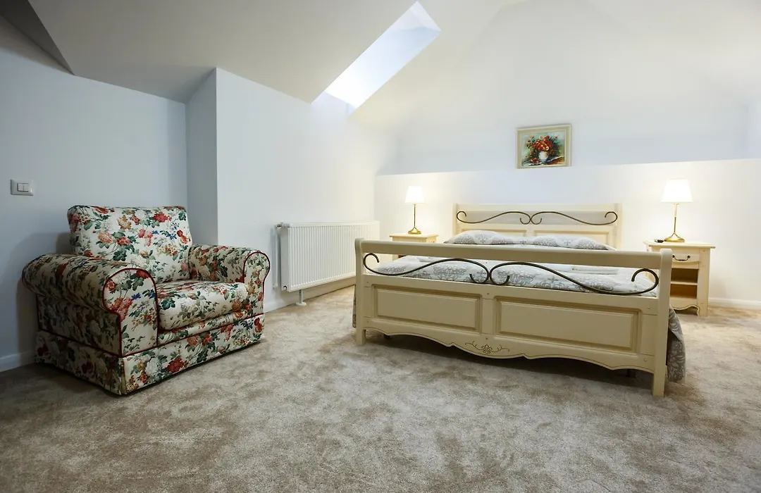 Maisonette Apartments-1