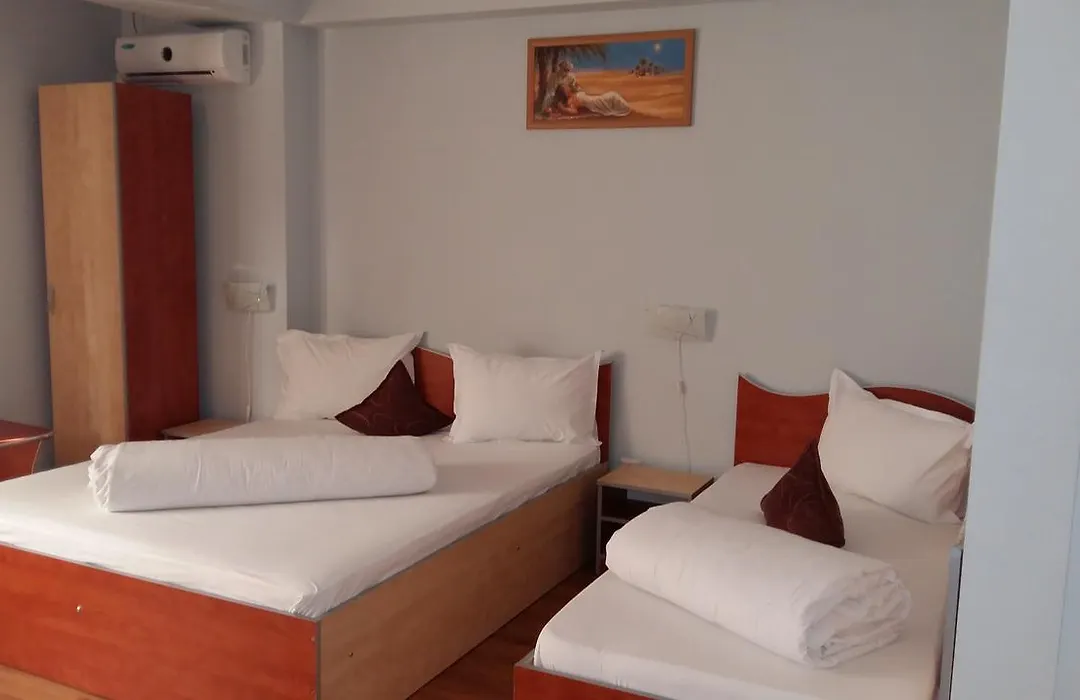 Hotel Corneliuss-1