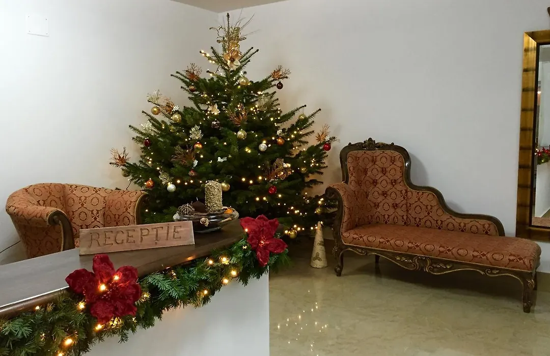 Hotel Eka-1