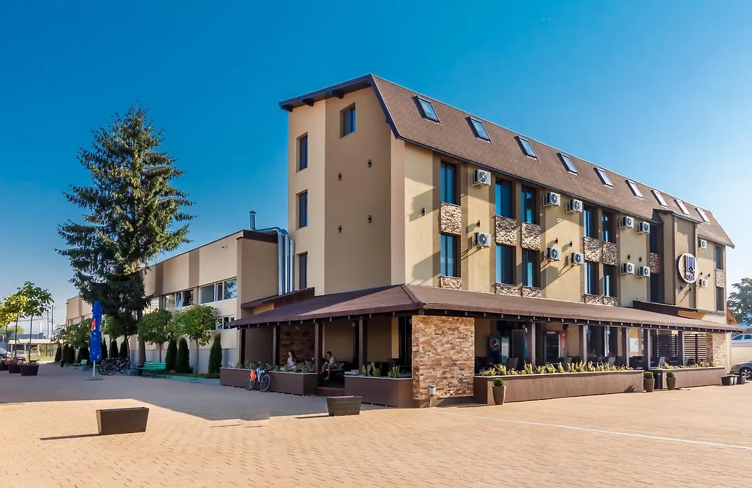 YMY HOTELS Târgu Jiu-1
