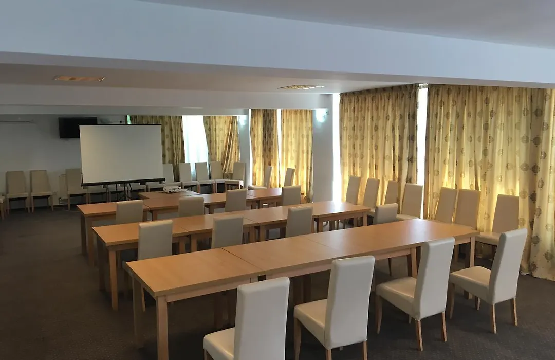 Hotel Story-1