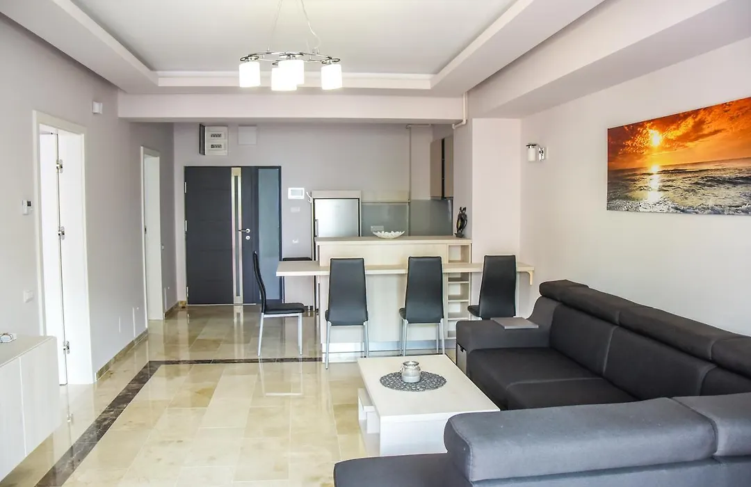 Sns Apartament In Vila Sophia-1