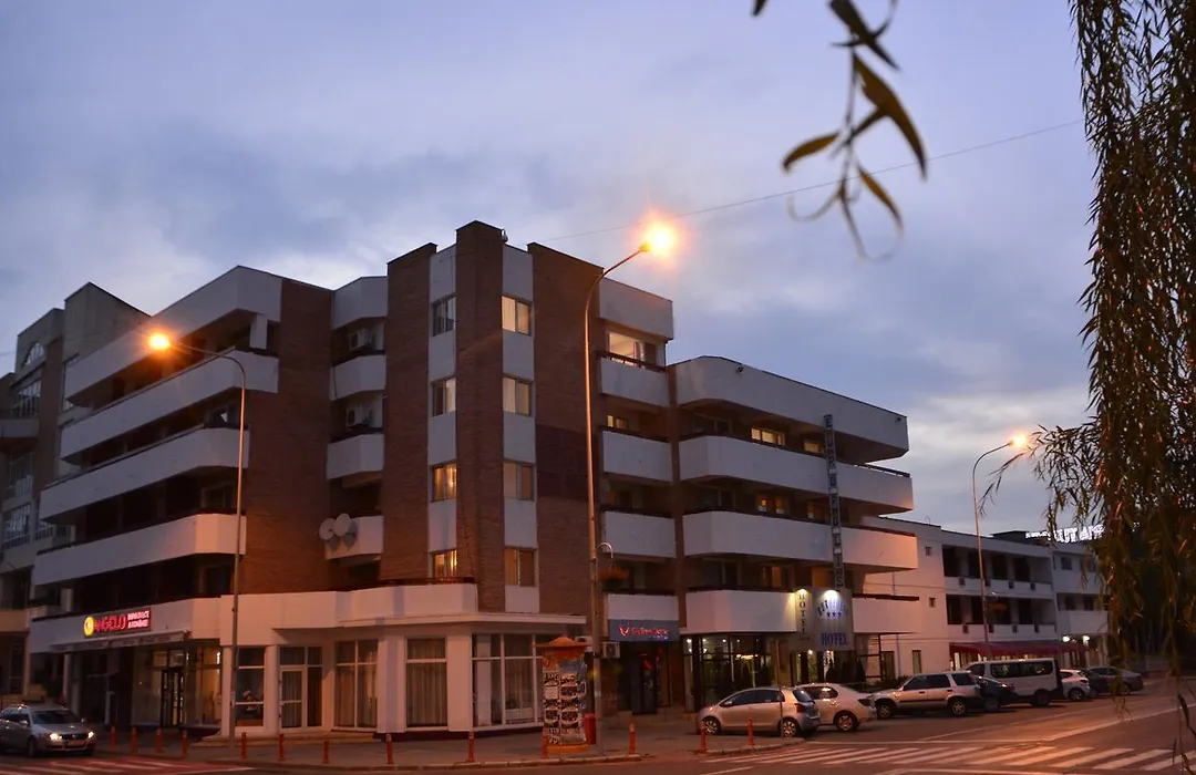 Hotel Europolis-1