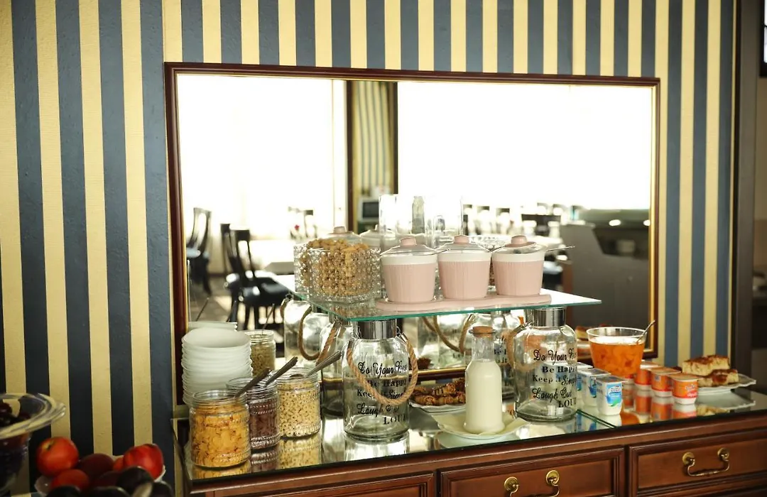 Hotel Ten Constanta-1