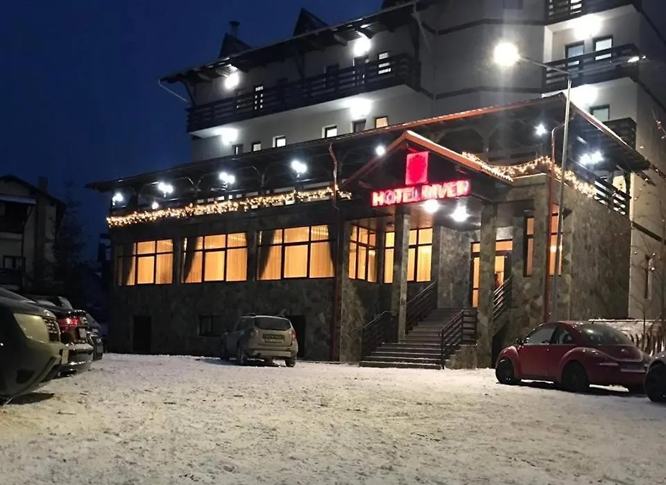 Hotel River-1