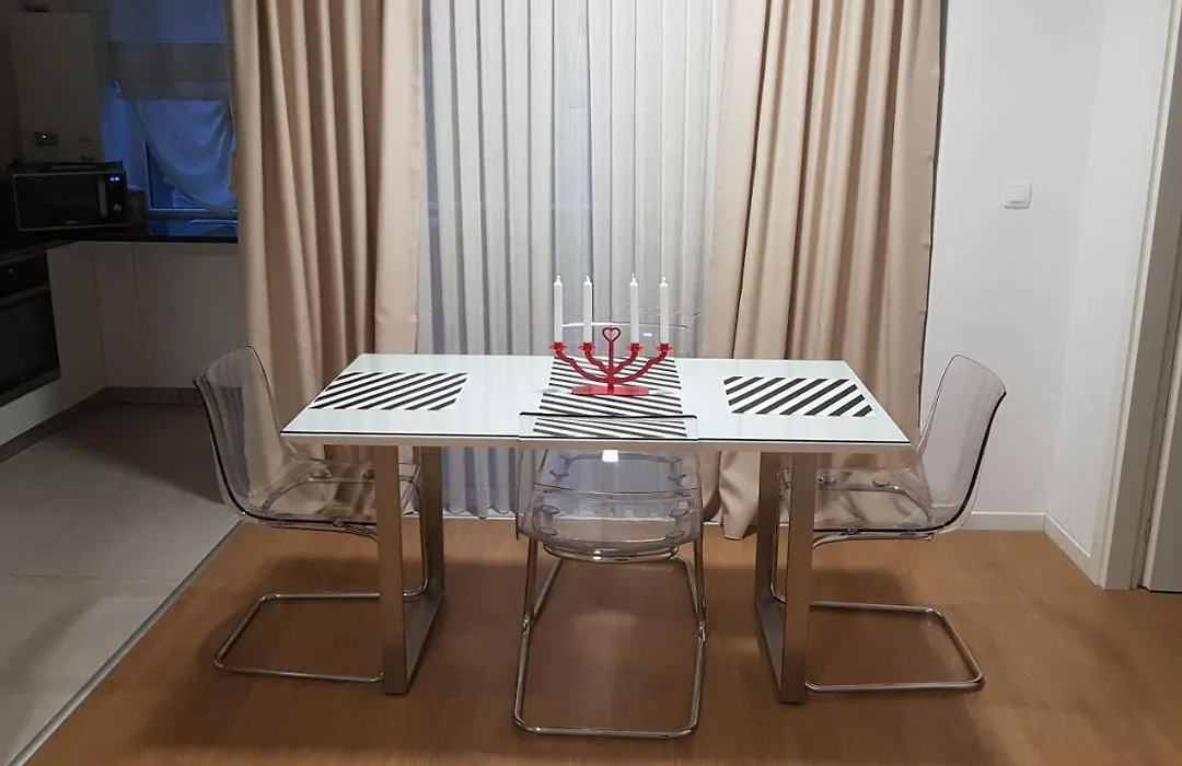 Top Trio Residence-1