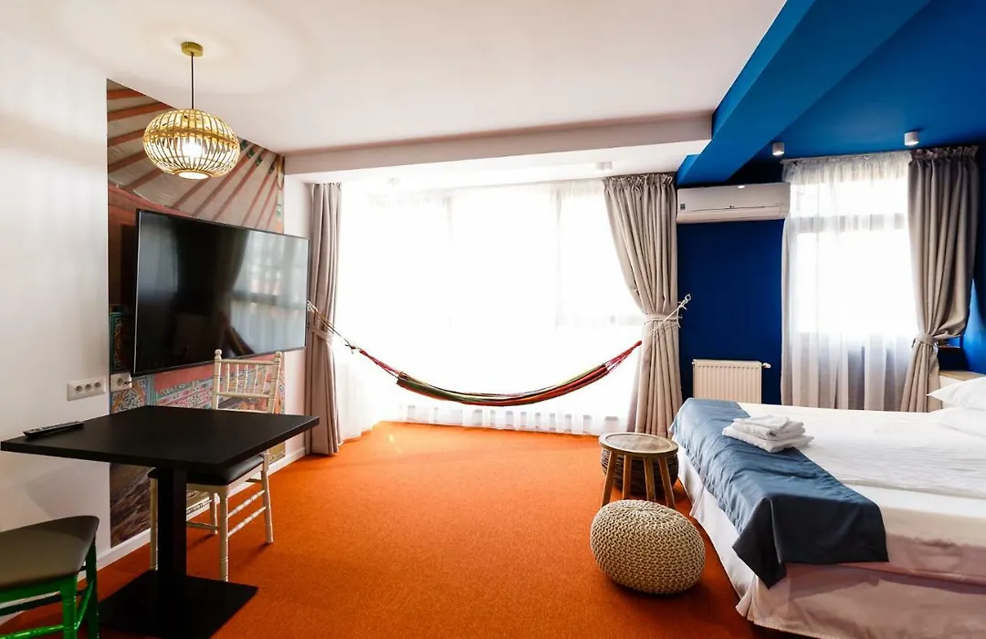 Aparthotel Gutinului-1