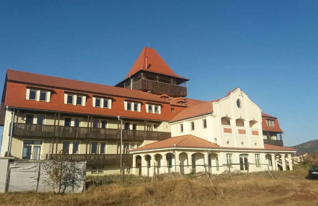 Kastel Transylvania-1