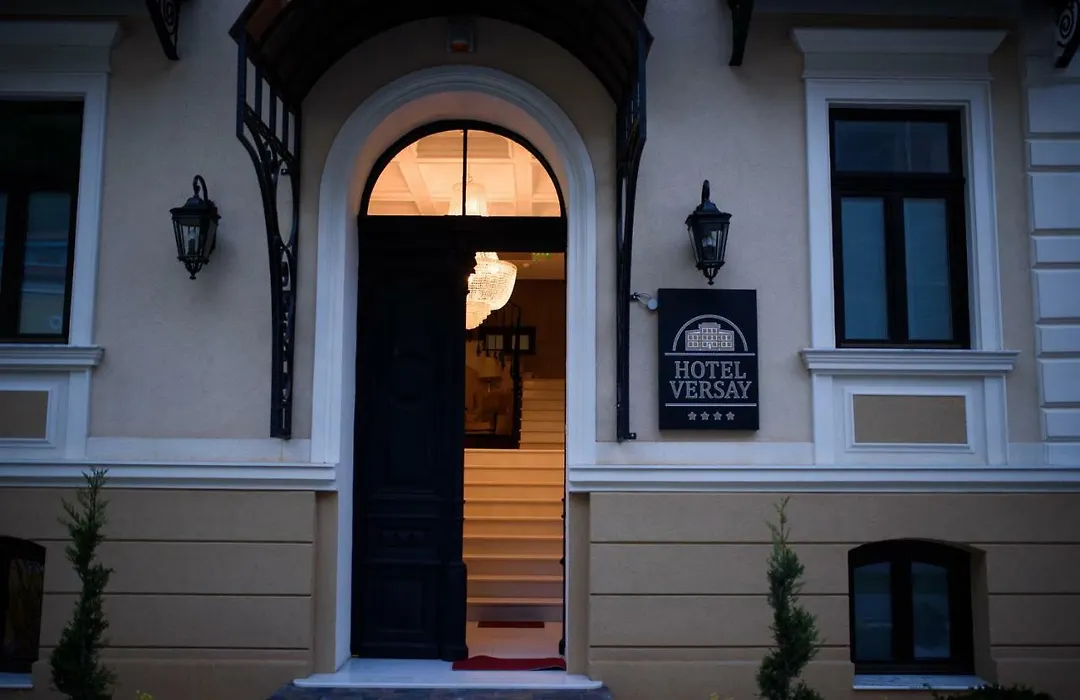 Hotel Versay-1