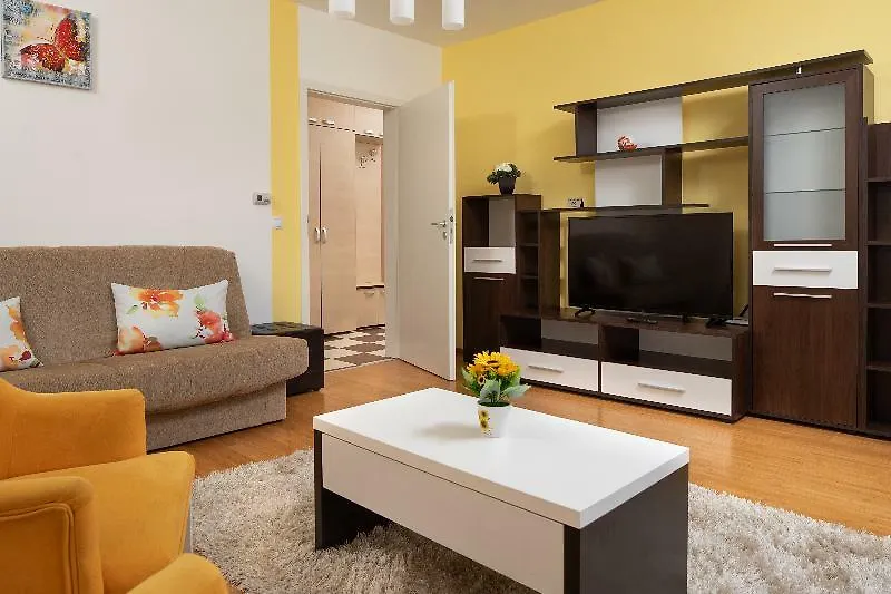 Brasov Holiday Apartments - Sah-1