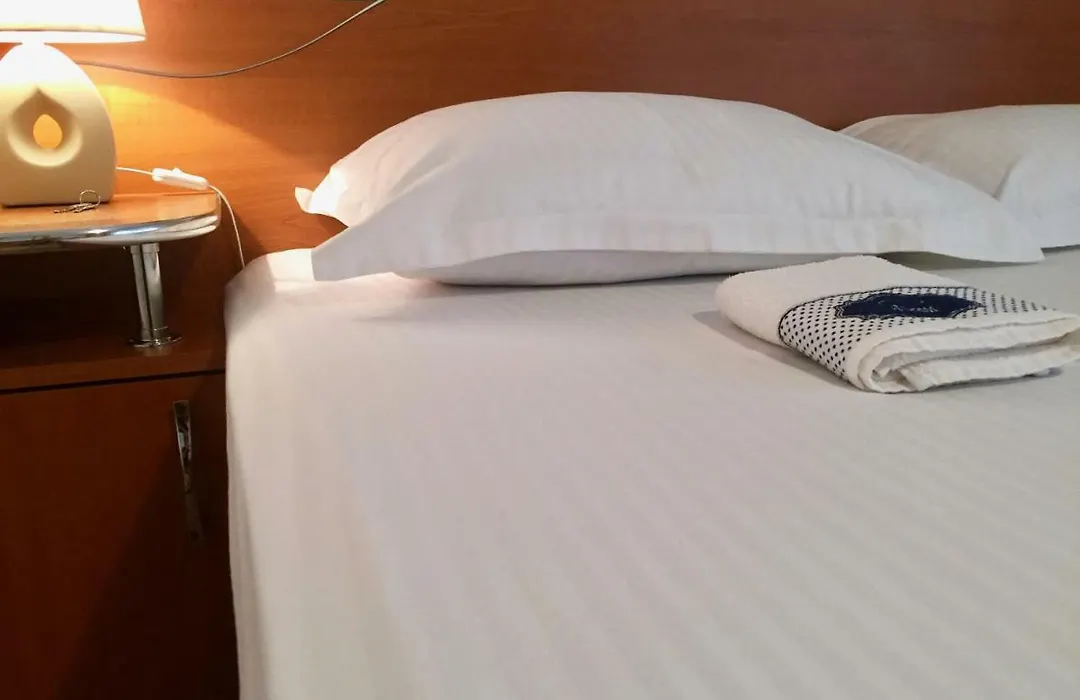 G.Eag - Premium Apartment-1
