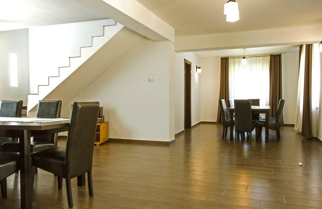 I Love Bran House-1