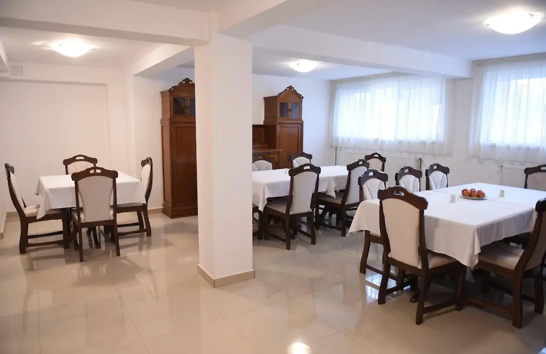Vila Elysee-1
