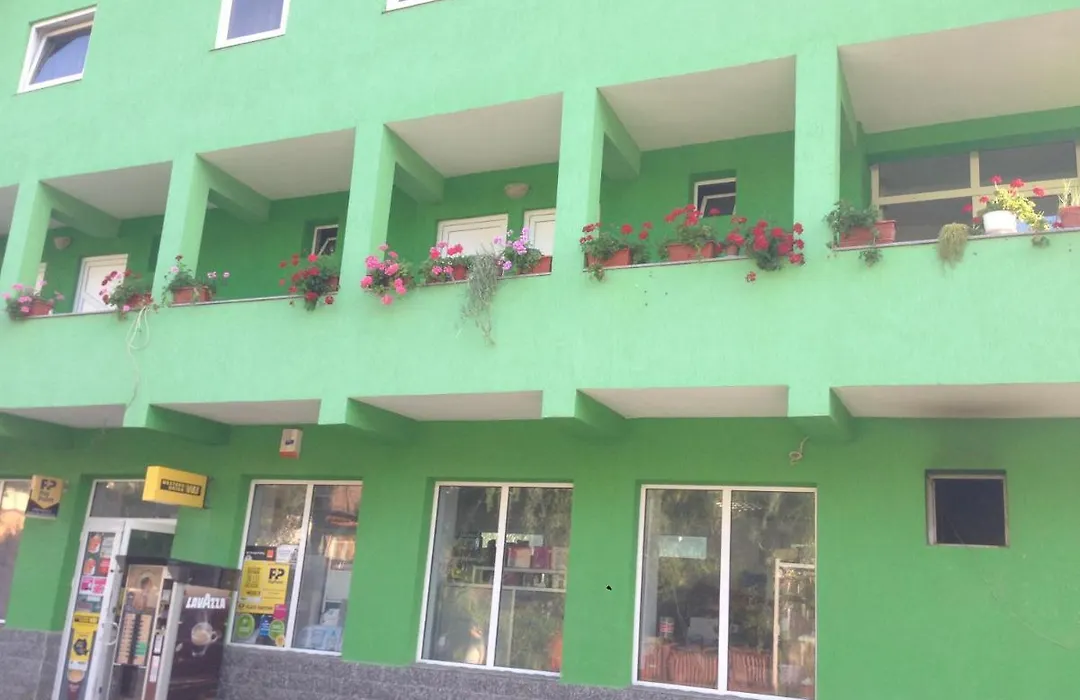 Vila Veritas-1