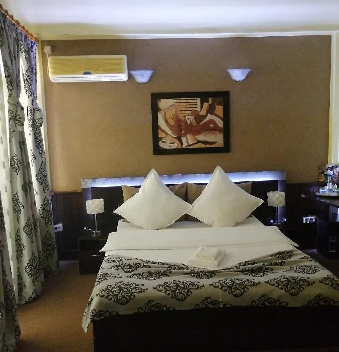 Casa Teilor-1