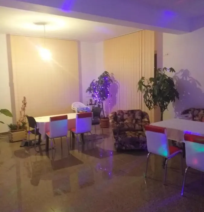Vila Elena si Ionut-1