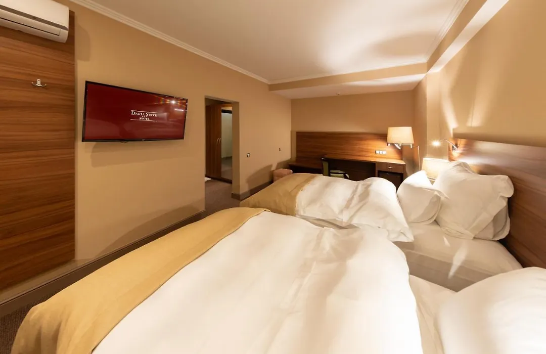 Daria Suite-1