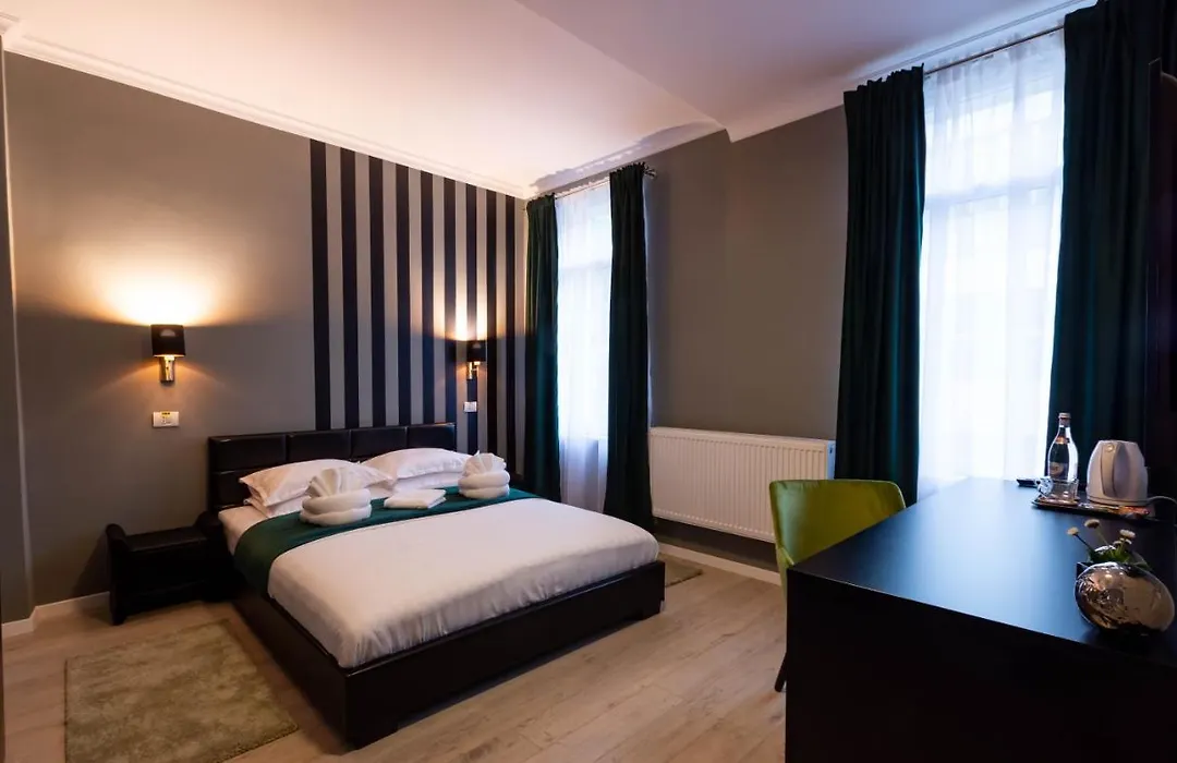 Resita Residence Hotel-1