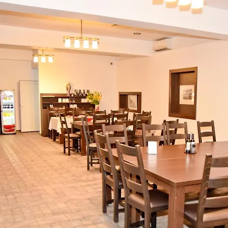 Delta Est Hotel & Restaurant-2