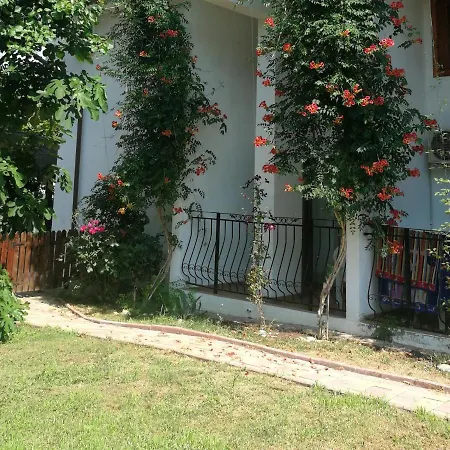 Mioara Rooms Parter-2