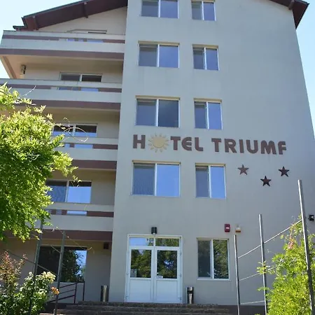 Triumf-2