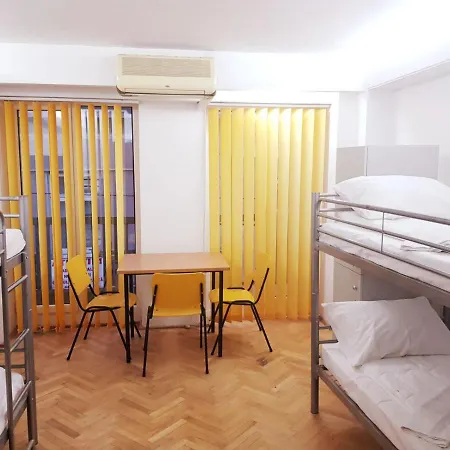 Sleep Inn Hostel-2