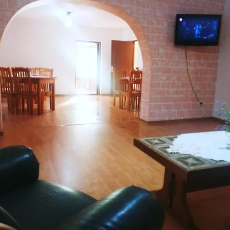 Bianca House-3
