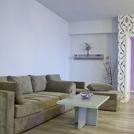Phoenicia Apartments Splai-2