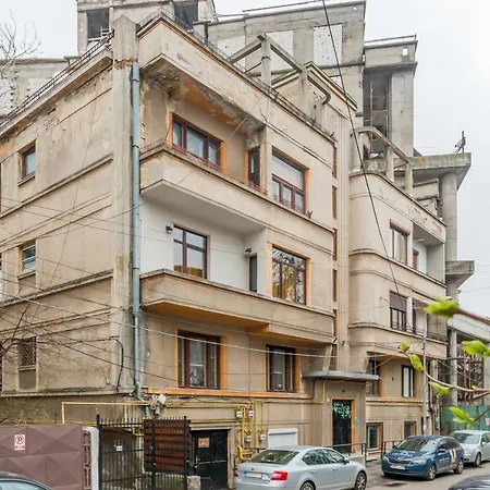 Chateau: Upscale Suites In Bucharest'S Historical Center!-3