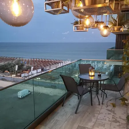 MaraVali Seaview Mamaia-3