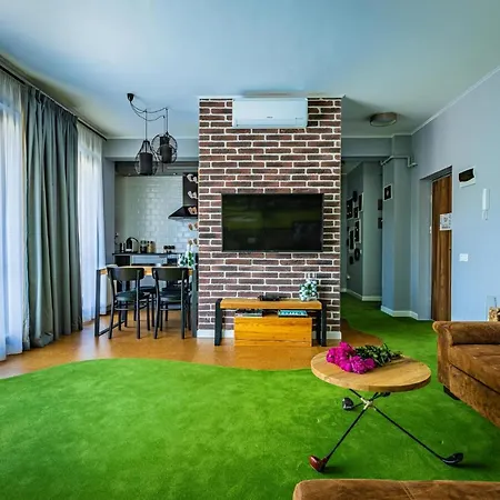 The Golfer Apartment With Jacuzzi-2