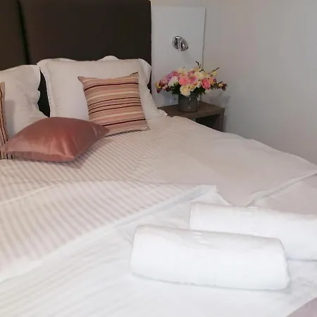 Vila Blue Salin ****-2