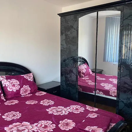 Apartament Rozelor Elena-2