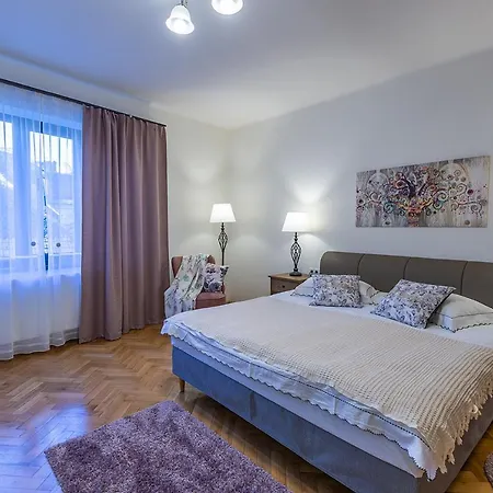 George Enescu Guest House-3