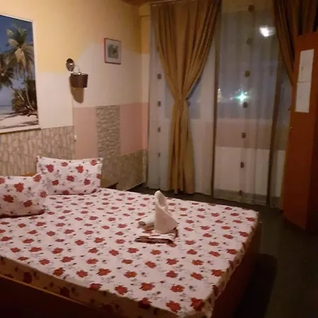 Aparthotel Vips-2