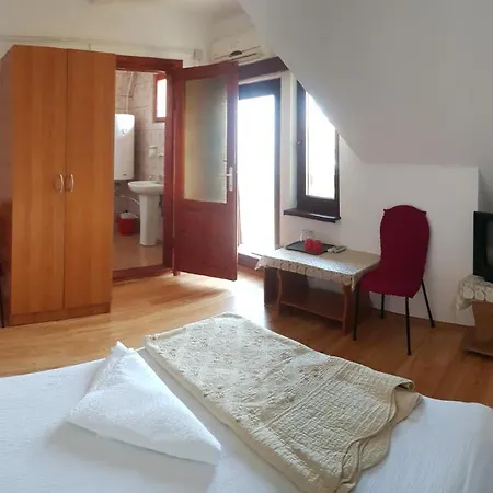 Casa Maxim-2