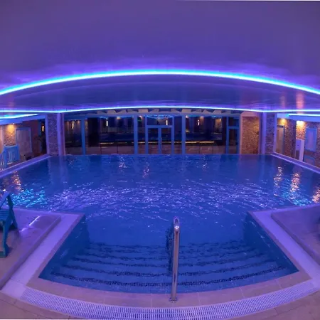 Peninsula Resort & Aqua Spa-2