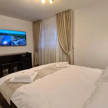 Pensiunea Mădălina-3