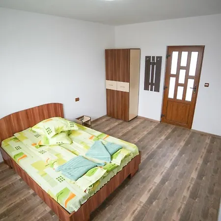 Casacamelia-3