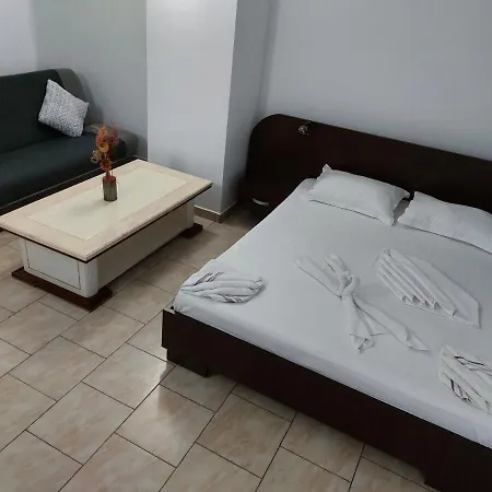Casa Rodica-2
