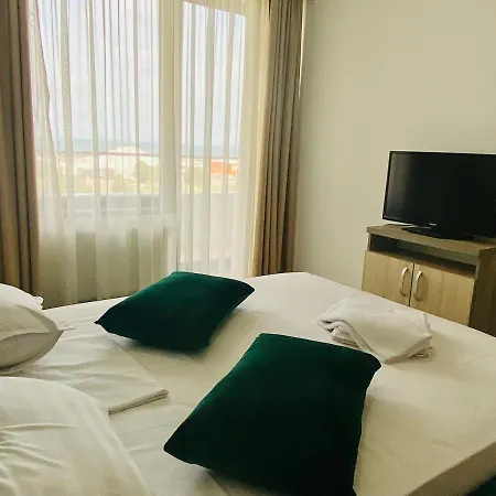 Gh Summerland Mamaia-3