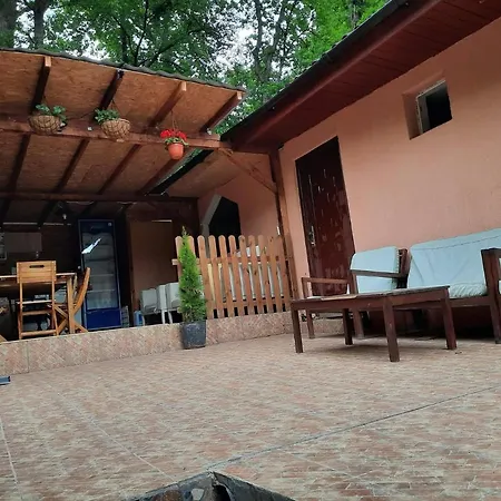 Casa De Vacanta Emd-2