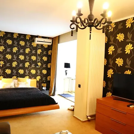 Chambers'N Charm Boutique Hotel-3