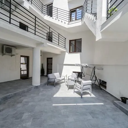 Toma Residence-2