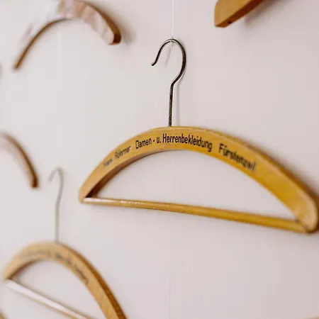 Hangers-3