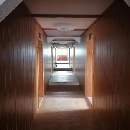 La Elvetian-2