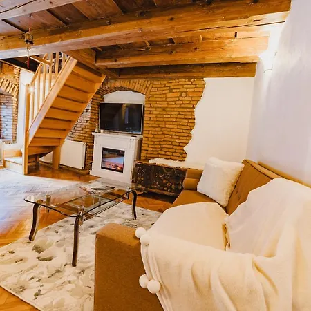 Albert Residence Brasov With Complimentary Parking Off Site-3