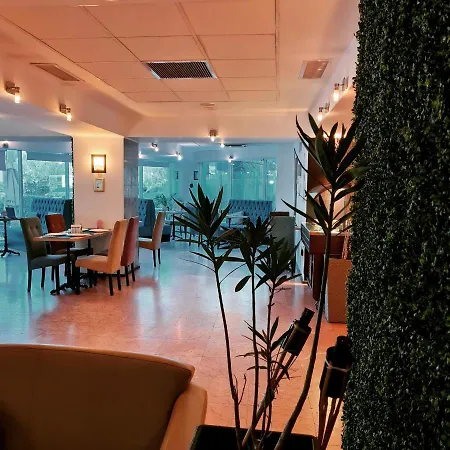 Hotel Mojo-3
